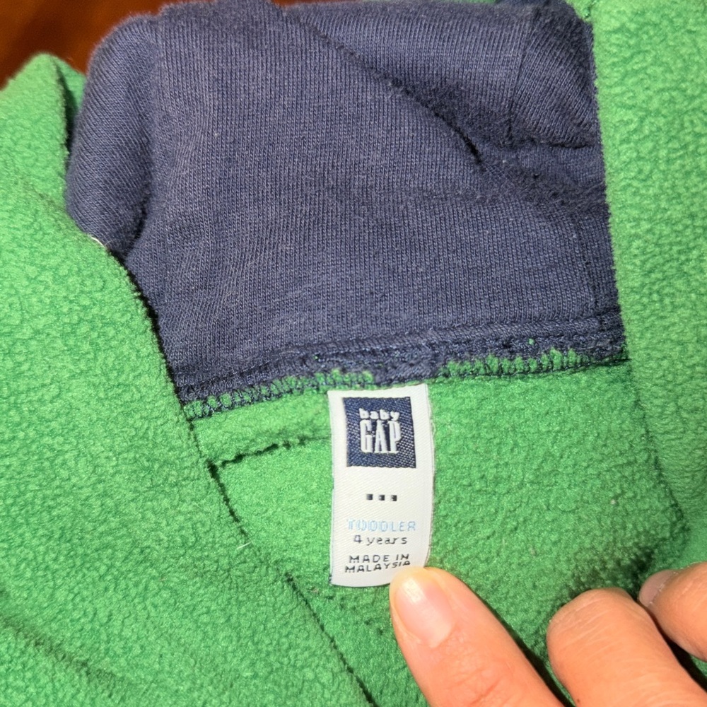 GAP Kids Green Fleece Hoodie Size 4 years old - Picture 3 of 4